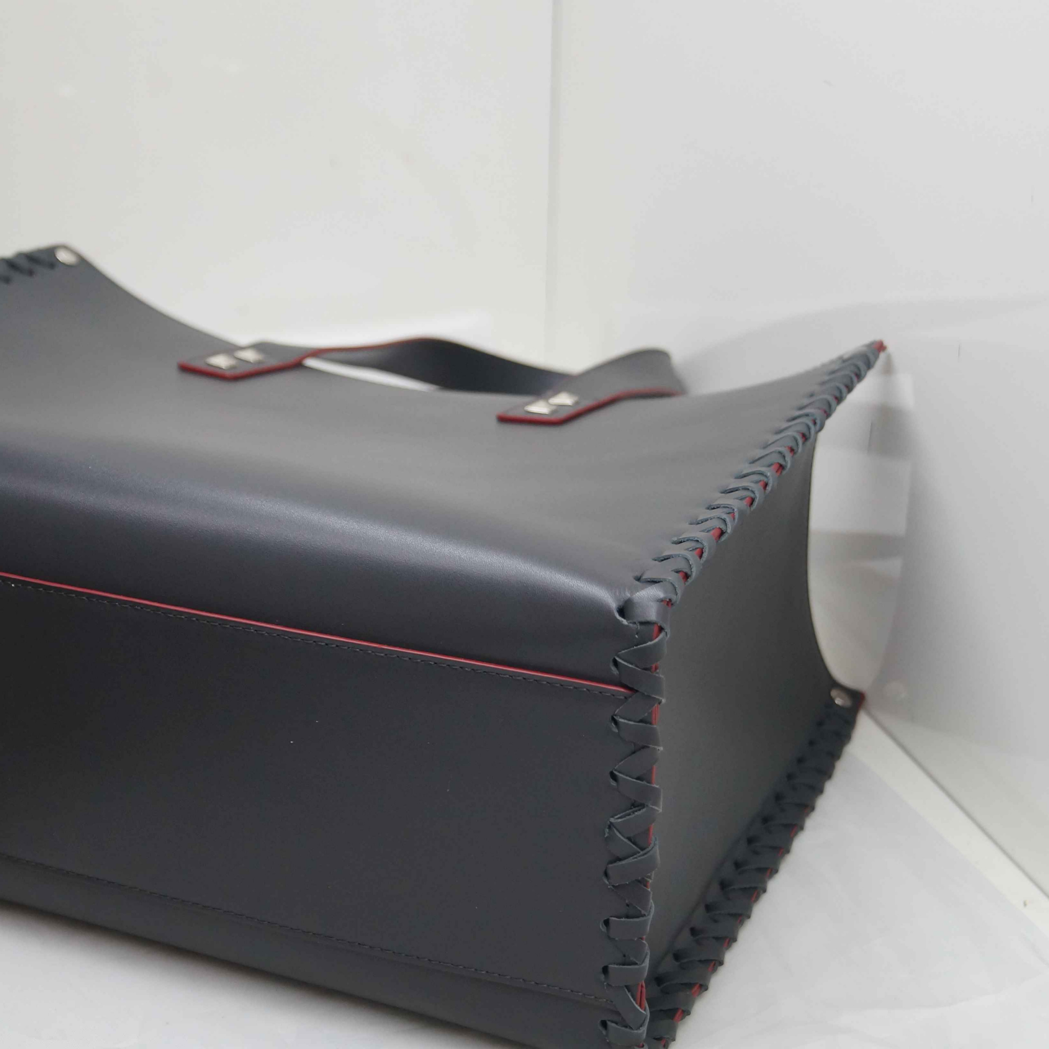 CITY LEATHER TOTE BAG