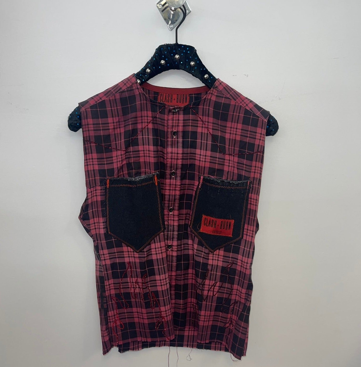 RED DYED CHECKERED MOTIF BUTTON UP