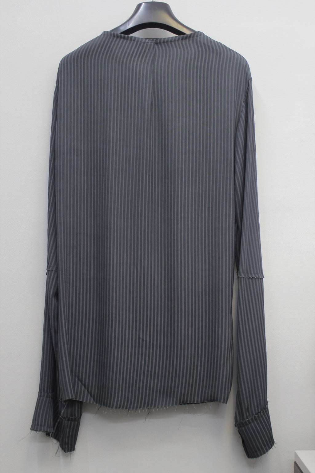 LONG SLEEVE DRAPE SHIRT